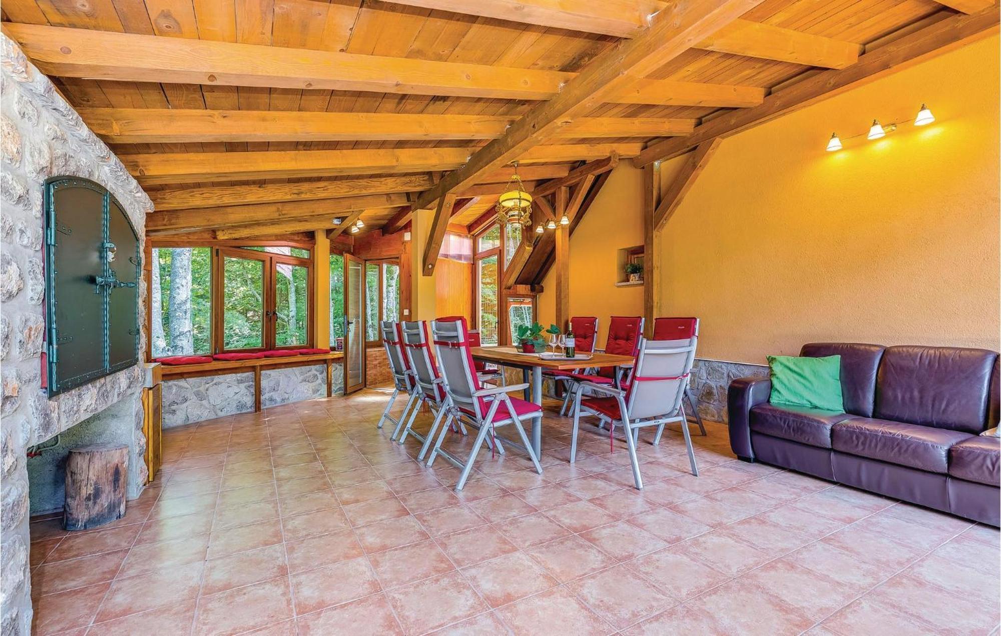 Stunning Home In Bribir With Kitchen Dış mekan fotoğraf